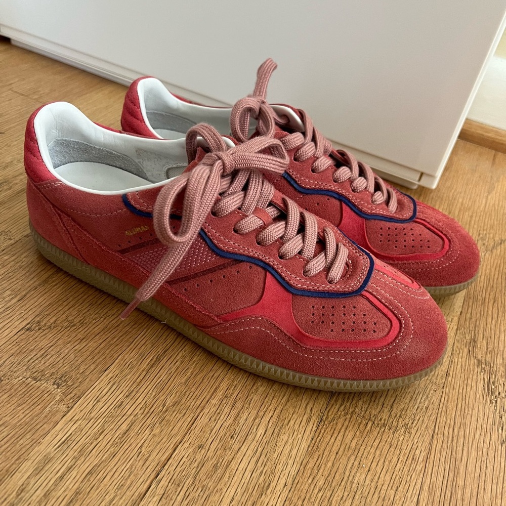 Aloha Red Suede Sneakers with Pink Laces